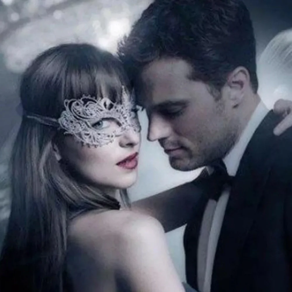 FIFTY SHADES DARKER ANASTASIA MASK-SILVER - Picture 2 of 6